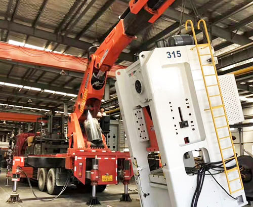 翰林镇提升工作效率，选择优质折臂吊租赁服务